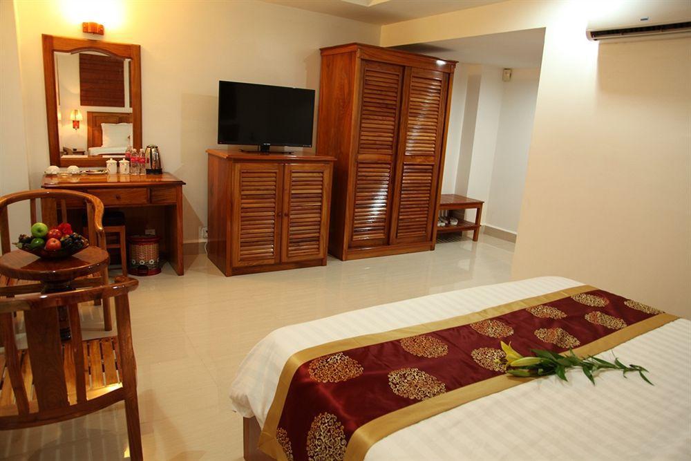 Huang Ting Hotel Phnom Penh Exterior foto