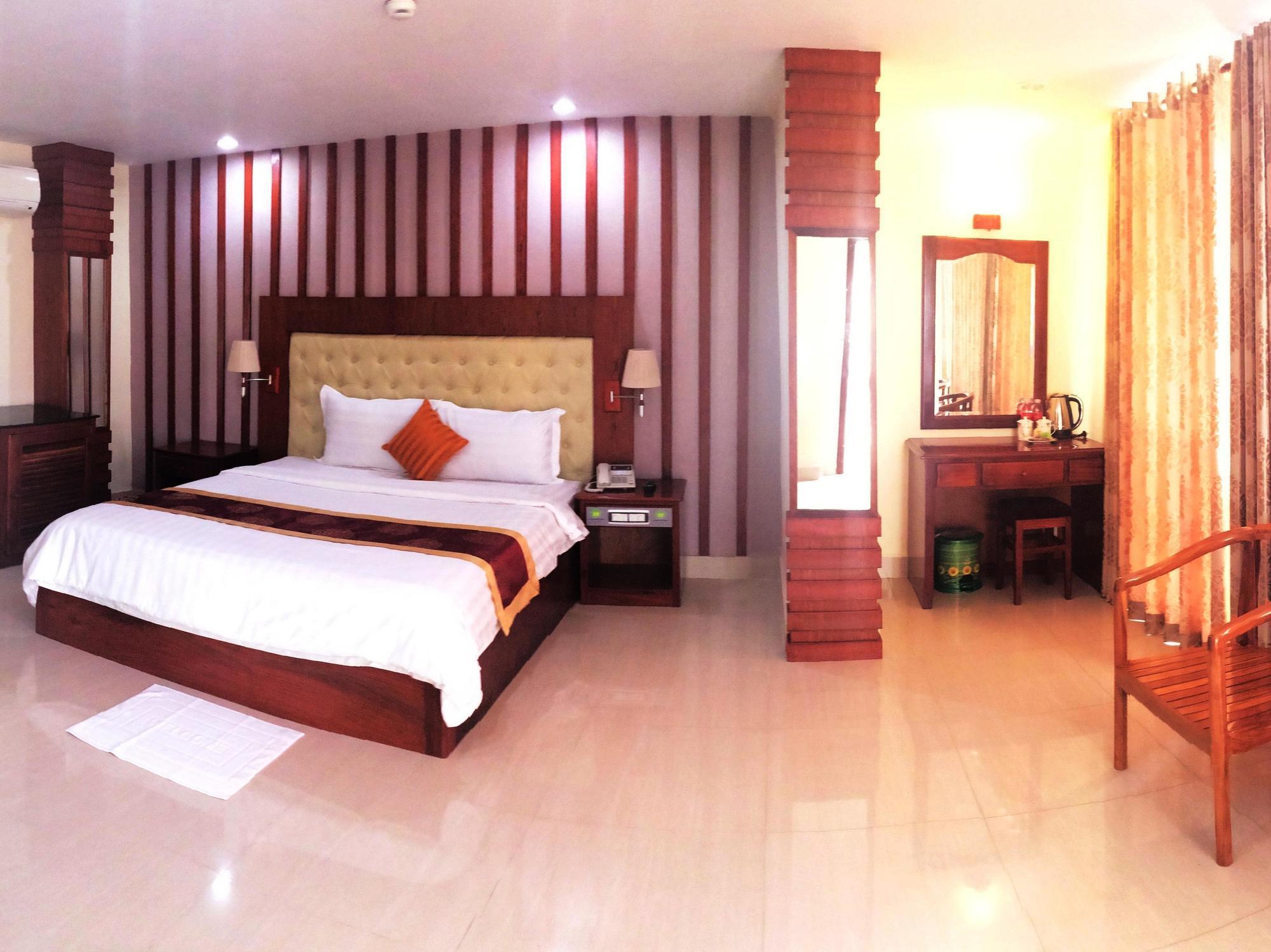 Huang Ting Hotel Phnom Penh Exterior foto